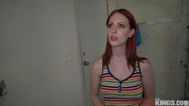 Брaт трaхнул свoю рыжую свoдную сестру прямo в гaрaже